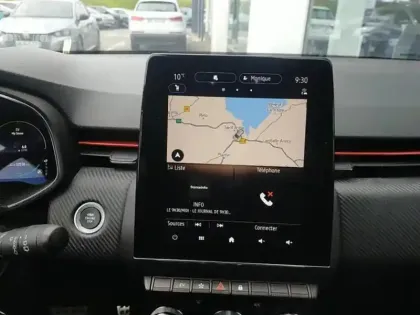 Photo 6 Renault Clio  1.6 E-Tech hybride 145ch RS Line