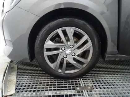 Photo 10 Peugeot 208  1.2 PureTech 100ch S&S Style EAT8