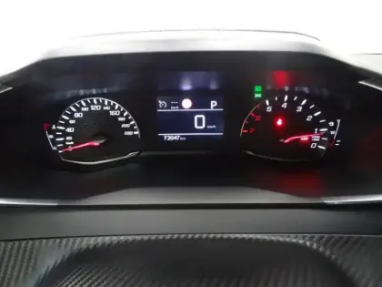 Photo 8 Peugeot 208  1.2 PureTech 100ch S&S Style EAT8