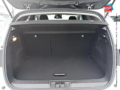 Photo 13 Renault Captur  1.6 E-Tech hybride 145ch Intens -21