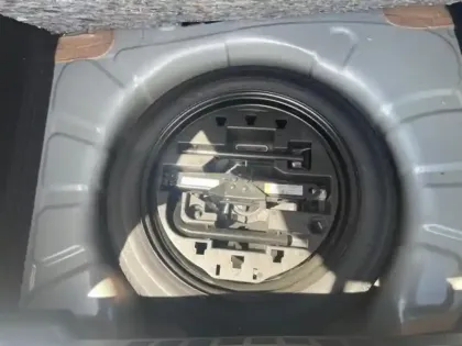 Photo 24 Renault Clio  1.5 dCi 100ch Evolution - 25