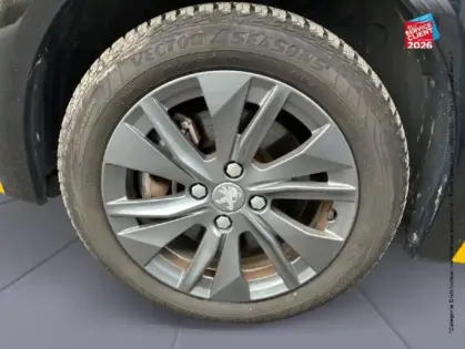 Photo 9 Peugeot 208 Gén. II Ph1 NG Style 5