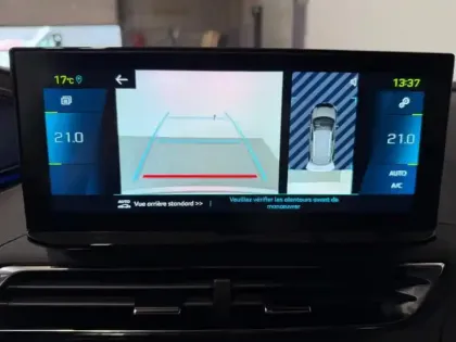 Photo 13 Peugeot 3008  Plug-in Hybrid 225ch Allure Pack e-EAT8