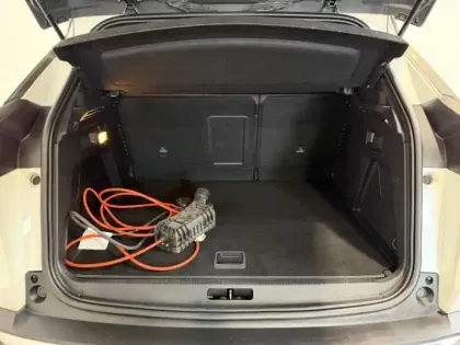 Photo 10 Peugeot 3008  Plug-in Hybrid 225ch Allure Pack e-EAT8