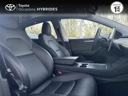 Photo 5 Tesla Model Y  Standard RWD