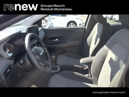 Photo 11 Dacia Sandero  1.0 TCe 110ch Stepway Extreme +