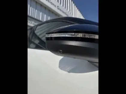 Photo 10 Volkswagen T-roc  1.5 eTSI 150ch R-Line DSG7