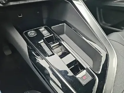 Photo 13 Peugeot 3008  BlueHDi 130ch S&S EAT8