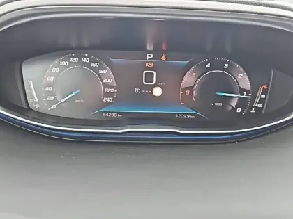 Photo 9 Peugeot 3008  BlueHDi 130ch S&S EAT8