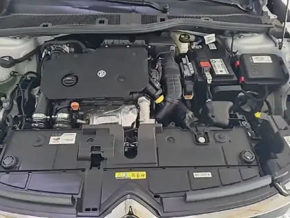 Photo 42 Citroën C4 Gén. III Ph1 Shine 5