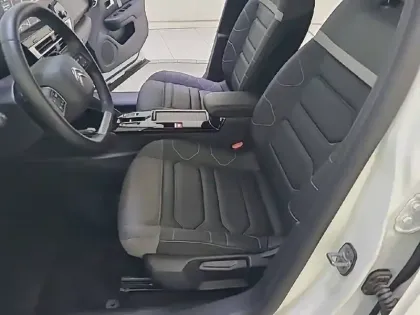 Photo 38 Citroën C4 Gén. III Ph1 Shine 5