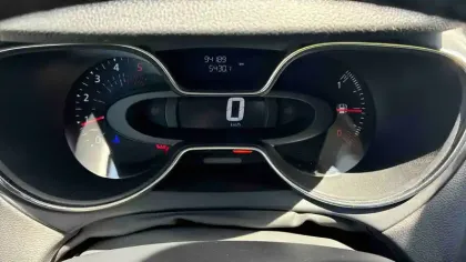 Photo 51 Renault Captur  dCi 90 Energy