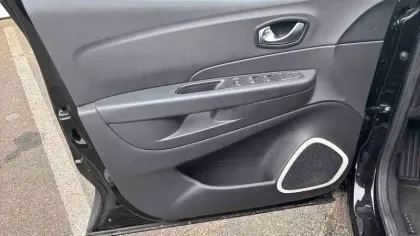 Photo 19 Renault Captur  dCi 90 Energy