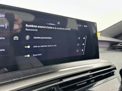 Photo 87 Peugeot 3008  Hybrid 145 e-DCS6