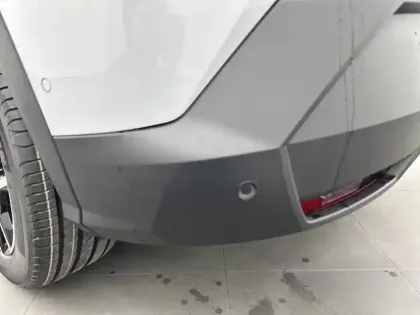 Photo 78 Peugeot 3008  Hybrid 145 e-DCS6