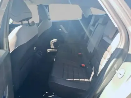 Photo 11 Citroën C4 e- 156 ch autonomie étendue