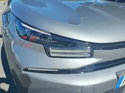 Photo 15 Citroën C4 e- 156 ch autonomie étendue