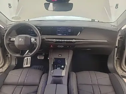 Photo 31 DS DS 4  BlueHDi 130 EAT8