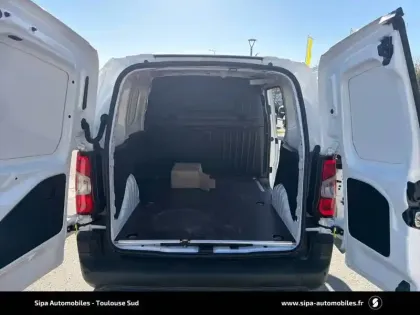 Photo 9 Opel Combo -E CARGO L1 ELECTRIQUE 100 KW