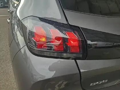 Photo 16 Peugeot 208 Gén. II Ph1 NG Style 5