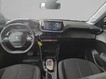 Photo 49 Peugeot 208  PureTech 100 S&S EAT8