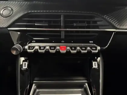 Photo 82 Peugeot 208  Electrique 54 kWh 156ch