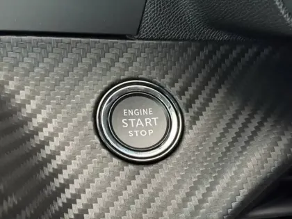 Photo 54 Peugeot 208  Electrique 54 kWh 156ch