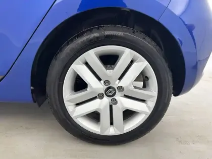 Photo 28 Renault Clio Gén. V (BJA) Ph2 Evolution 5