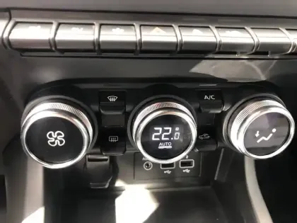 Photo 12 Renault Arkana  E-Tech 145 - 21B