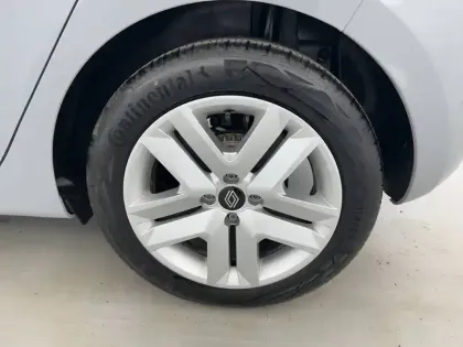 Photo 57 Renault Clio Gén. V (BJA) Ph2 Evolution 5