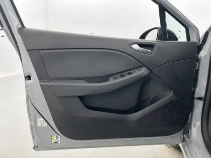 Photo 48 Renault Clio Gén. V (BJA) Ph2 Evolution 5