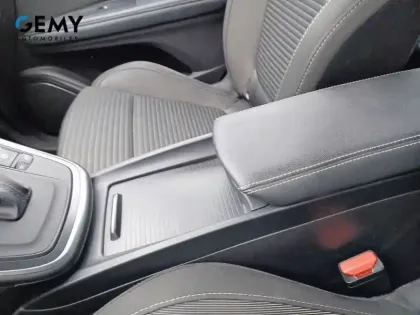 Photo 18 Renault Scenic  TCe 140 Energy EDC