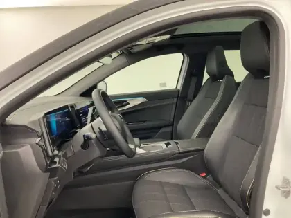 Photo 12 Renault Austral  E-Tech full hybrid 200 GSR2