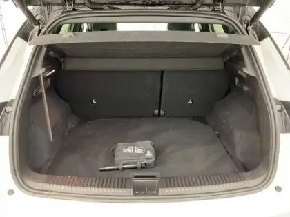 Photo 13 Renault Austral  E-Tech full hybrid 200 GSR2