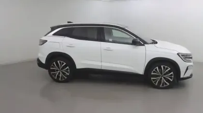 Photo 7 Renault Austral  E-Tech full hybrid 200 GSR2