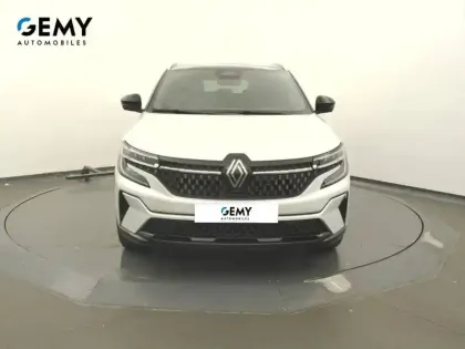 Photo 37 Renault Austral  E-Tech full hybrid 200 GSR2