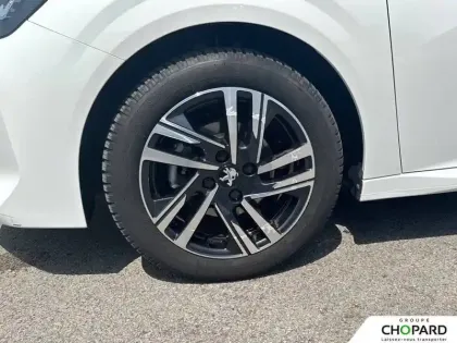 Photo 24 Peugeot 208  PureTech 75 S&S BVM5