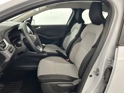 Photo 18 Renault Clio Gén. V (BJA) Ph2 Evolution 5