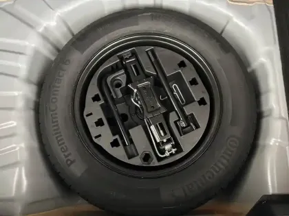 Photo 35 Renault Clio Gén. V (BJA) Ph2 Evolution 5