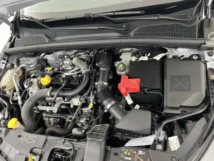 Photo 34 Renault Clio Gén. V (BJA) Ph2 Evolution 5