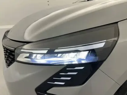 Photo 33 Renault Clio Gén. V (BJA) Ph2 Evolution 5