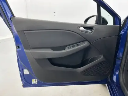 Photo 48 Renault Clio Gén. V (BJA) Ph2 Evolution 5