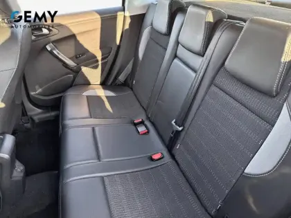 Photo 9 Peugeot 2008 Gén. I Ph2 Allure 5