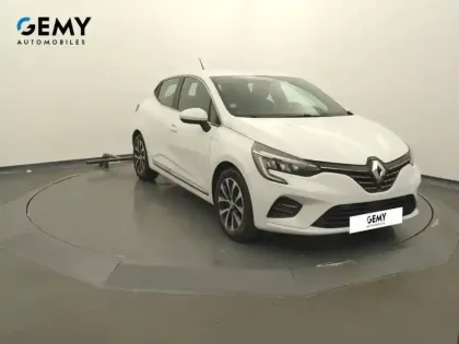 Photo 52 Renault Clio  E-Tech 140 - 21N