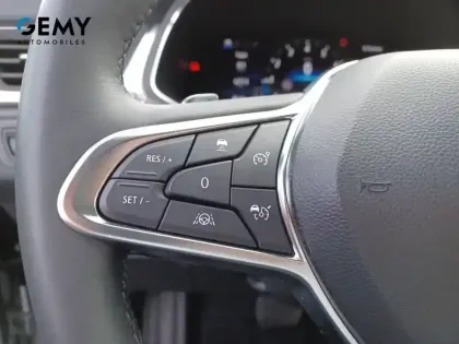 Photo 13 Renault Captur  mild hybrid 160 EDC