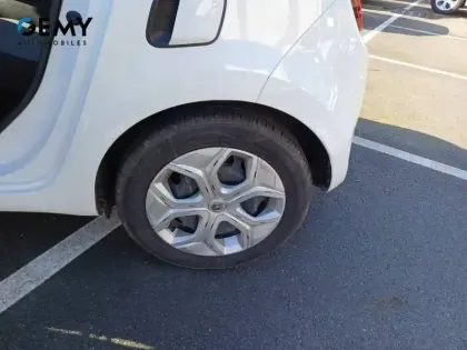 Photo 10 Renault Twingo  III Achat Intégral - 21