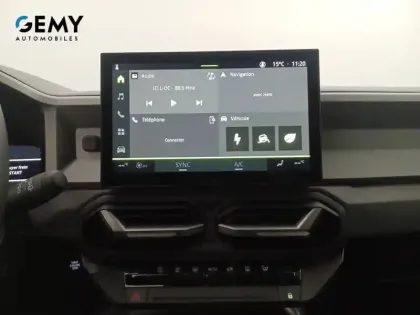 Photo 13 Dacia Bigster  Hybrid 155