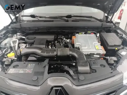 Photo 44 Renault Arkana  E-Tech hybride 145 - 22