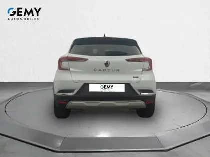 Photo 49 Renault Captur  E-Tech hybride rechargeable 160