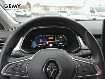 Photo 14 Renault Captur  E-Tech hybride rechargeable 160